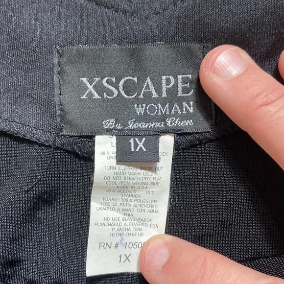 Xscape for Women Sparkle Detail Tank Top Size 1X - Picture 7 of 10